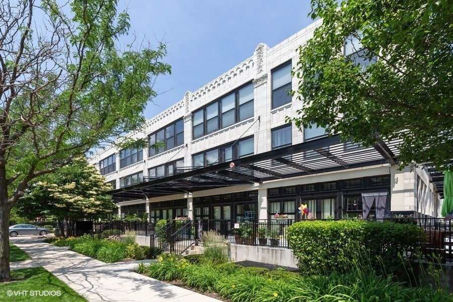 1151 W 14TH Place – photo 1