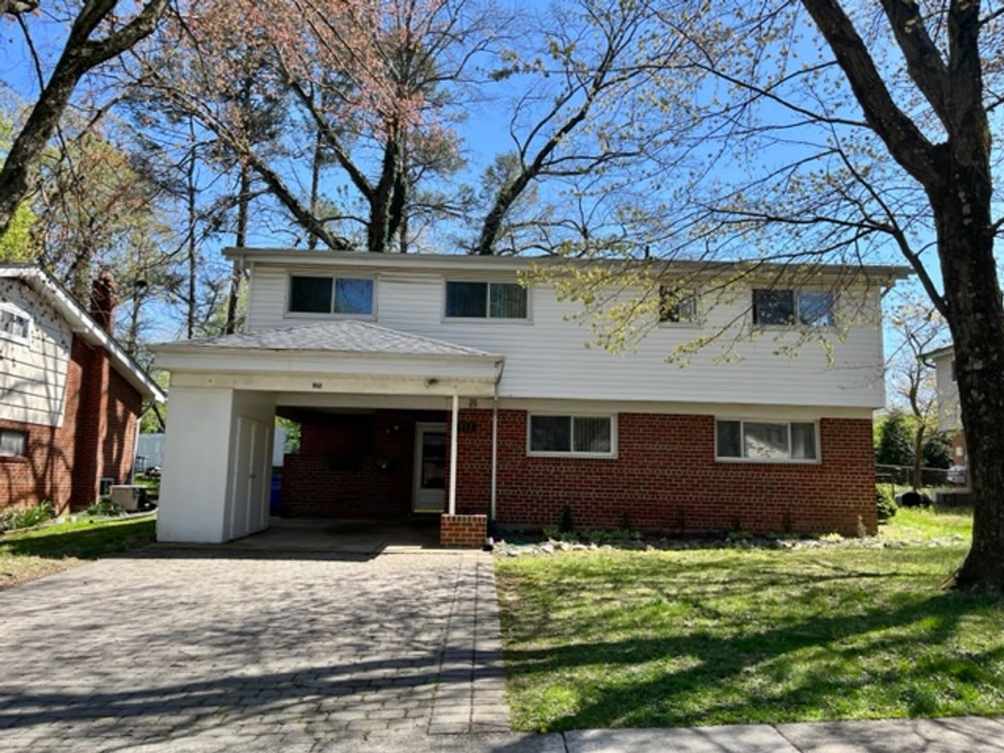 Fully updated 4 BR/2.5 BA home close to all amenities, Route 29 and 495 – photo 1 of 45