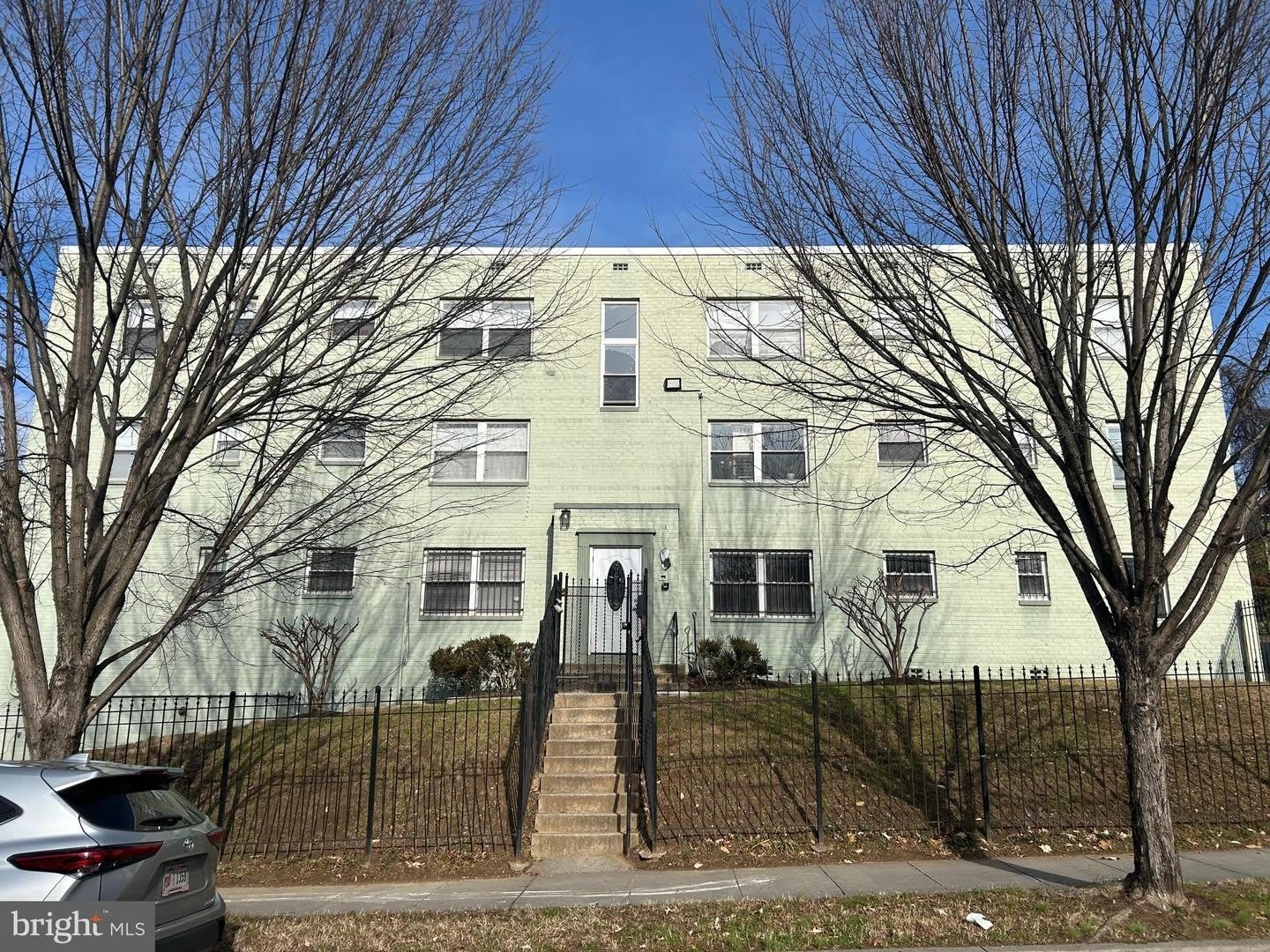 4800 C ST SE #302 – photo 1