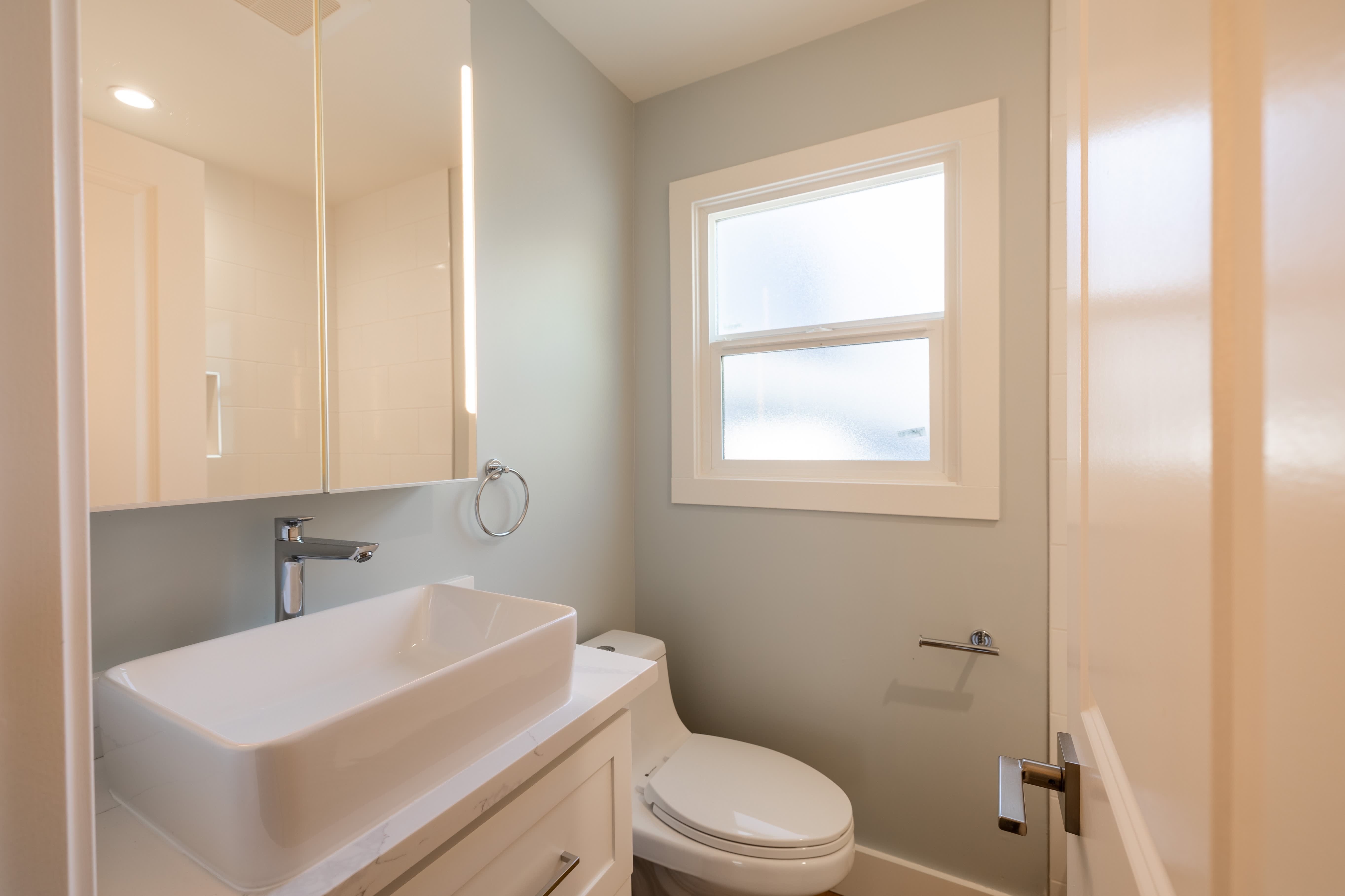 933 University Avenue – photo 1