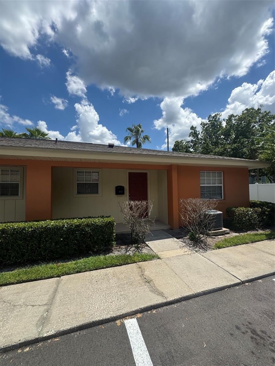4812 TANGERINE Avenue – photo 1 of 11