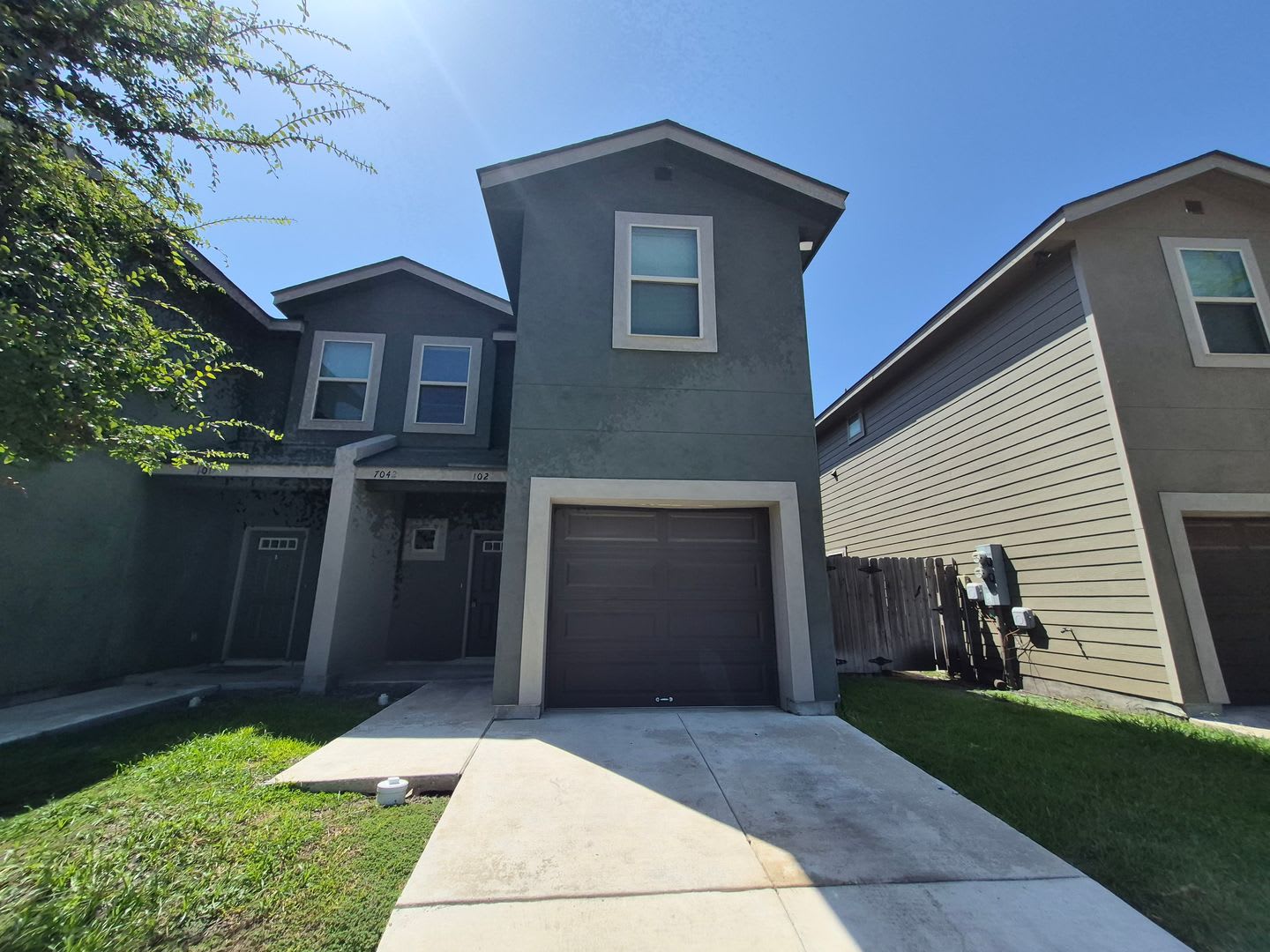 7042 Lakeview Dr 102 San Antonio Tx 78244 – photo 1