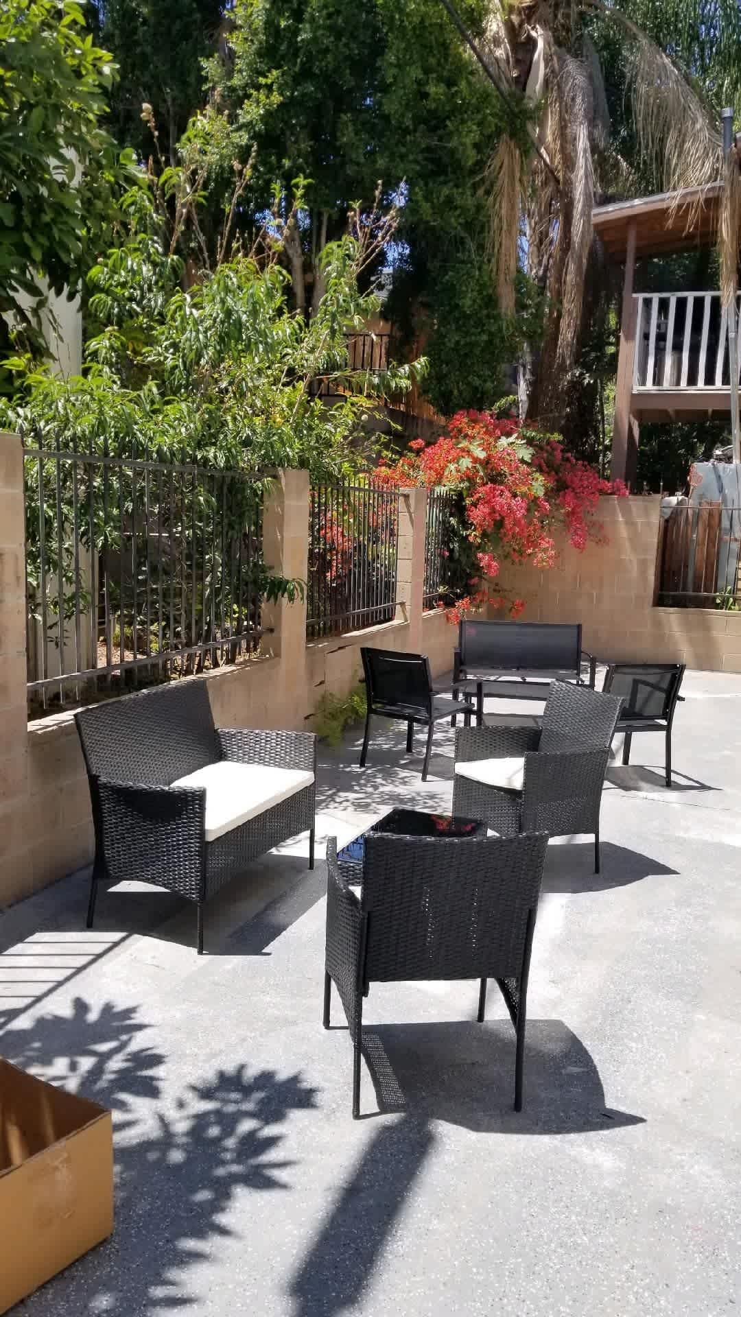 Las Palmas Apartments – photo 1
