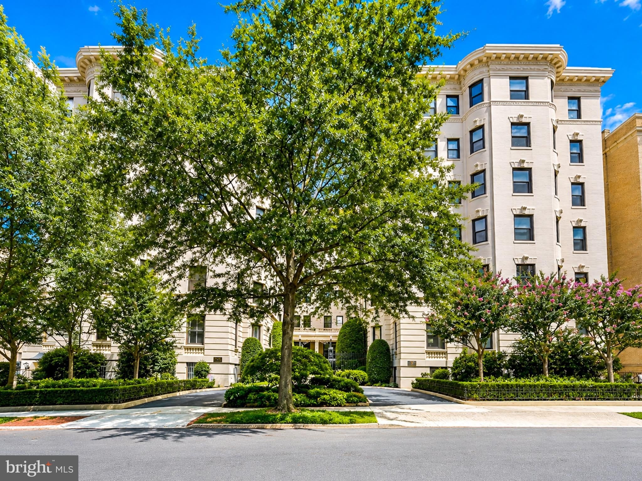 2153 CALIFORNIA Street NW – photo 1