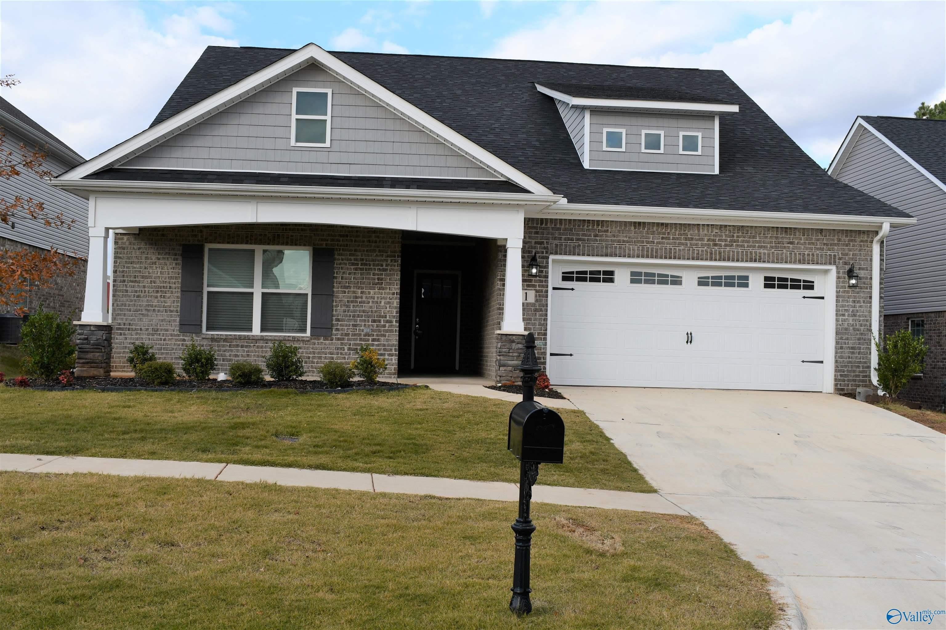 11 Burke Avenue – photo 1