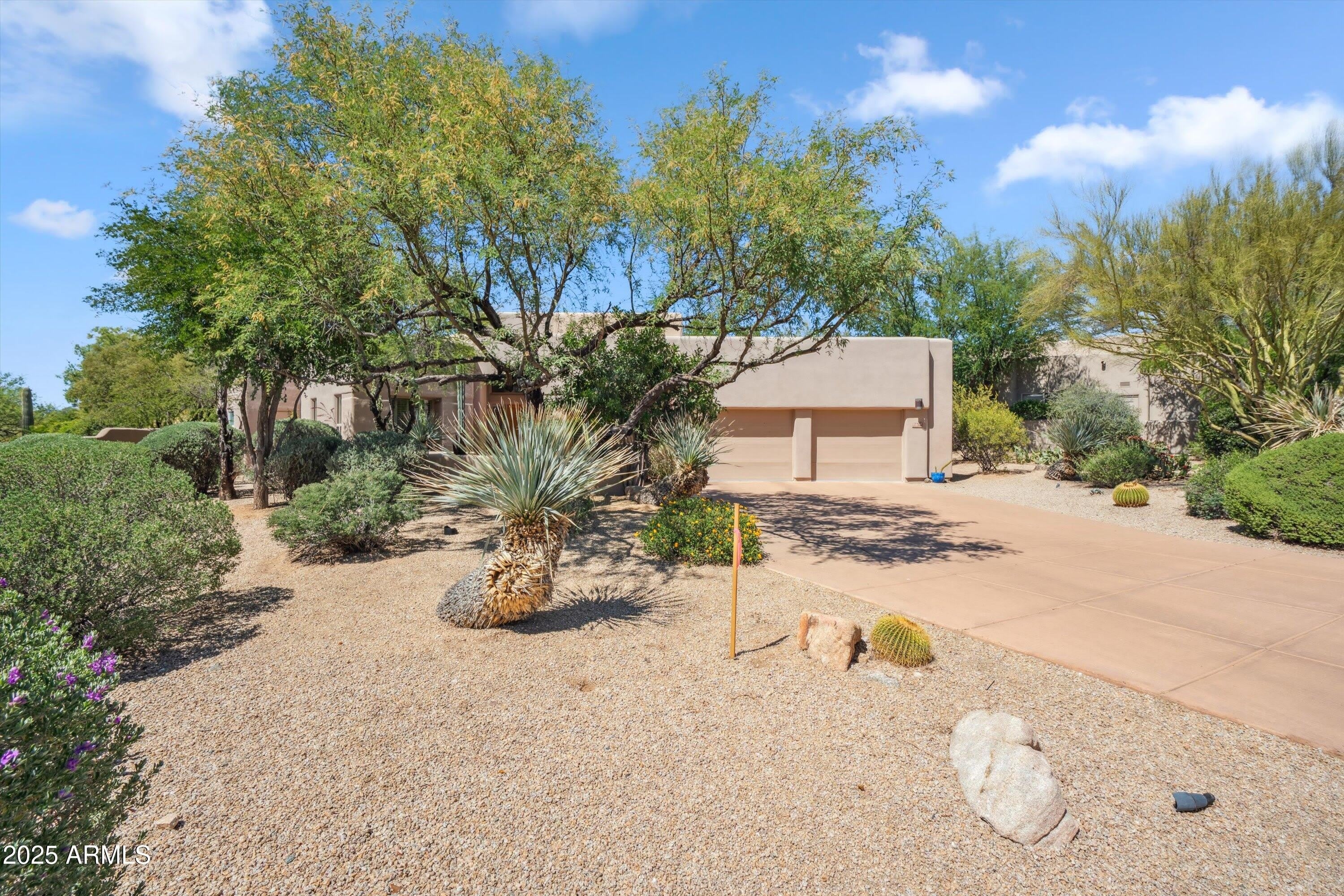7466 E High Point Drive – photo 1