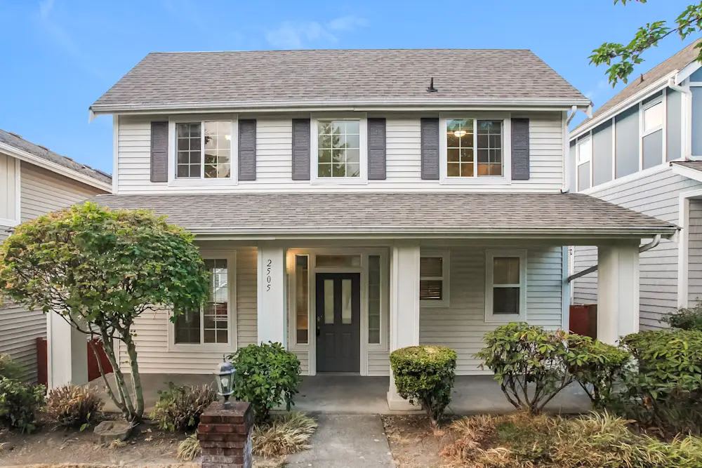 2507 8th St Sw – photo 1 of 11