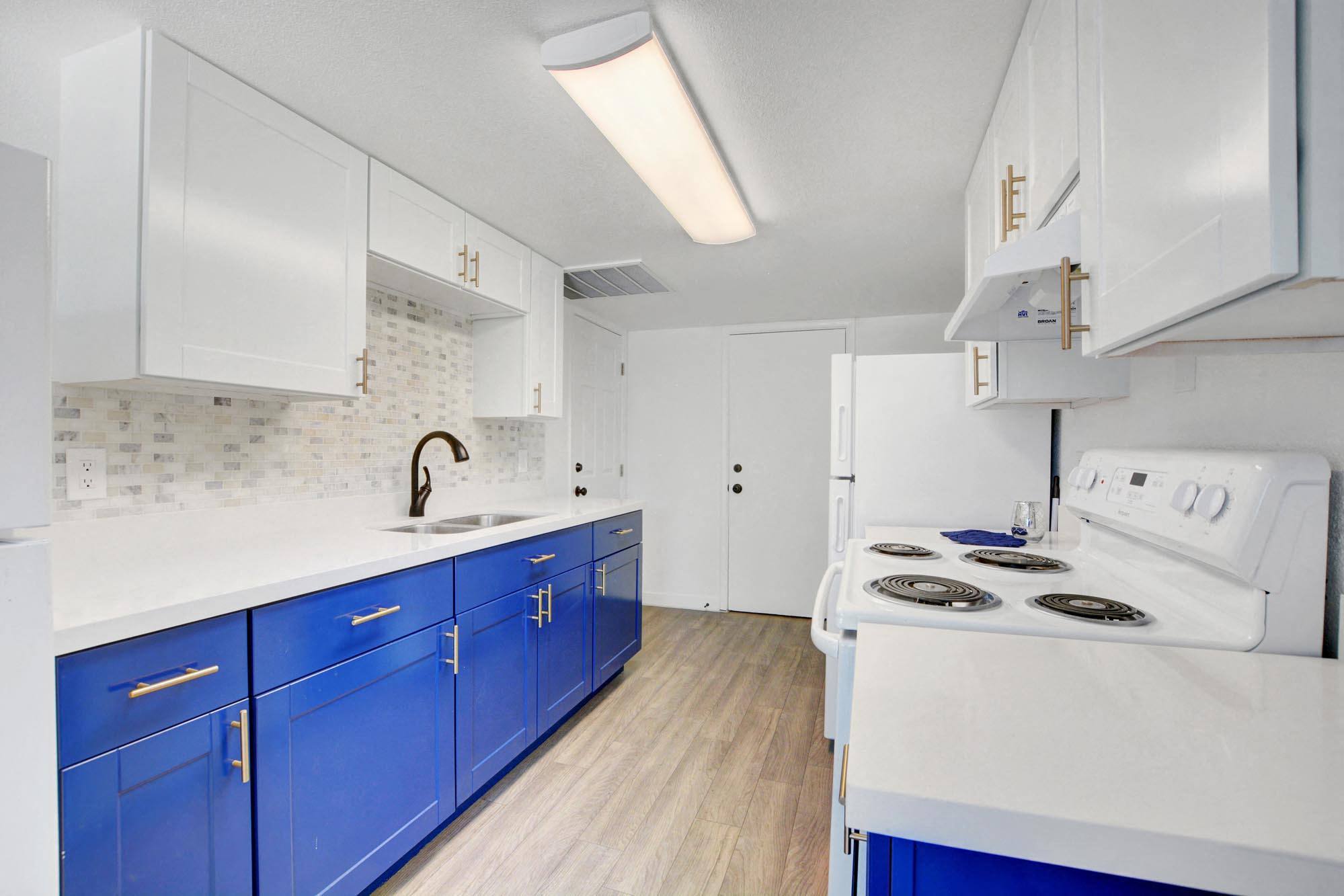 Viva Apartments – photo 1 of 46
