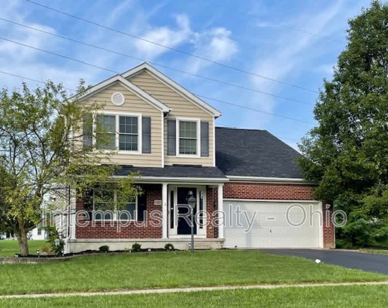 1482 Geranium Dr – photo 1 of 115