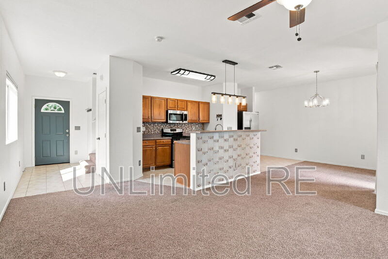 9132 W Arden Ln – photo 1 of 18