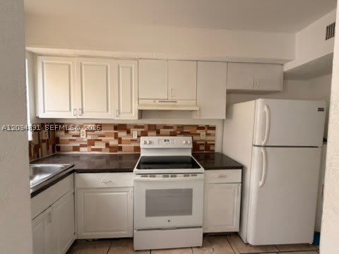 8447 NW 4th Ave – photo 1 of 20