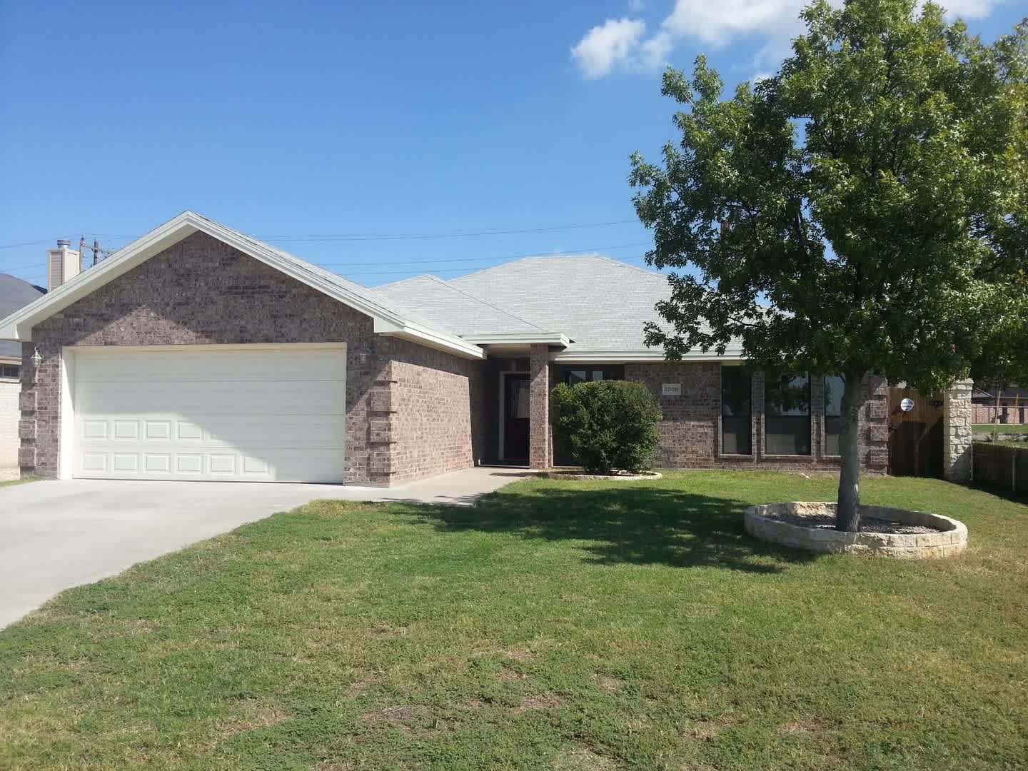Lovely Home Close To Goodfellow Afb Coming Soon – photo 1