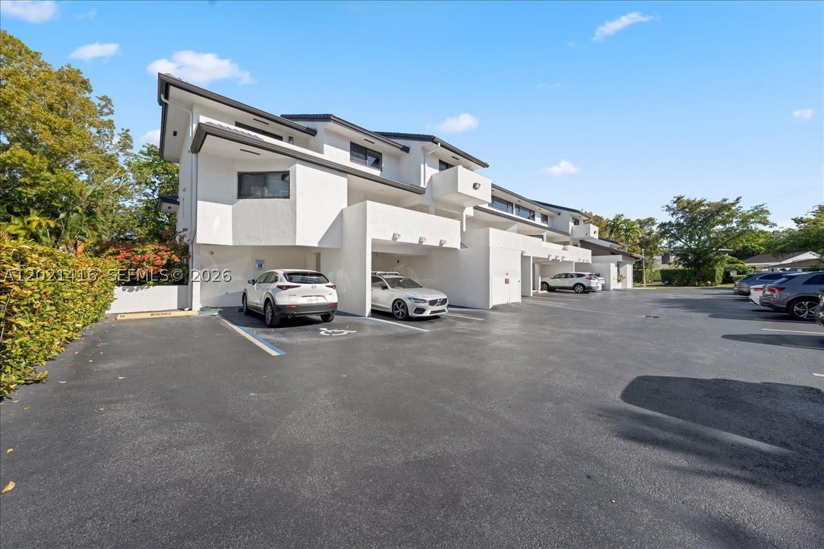 5750 Turin St – photo 1