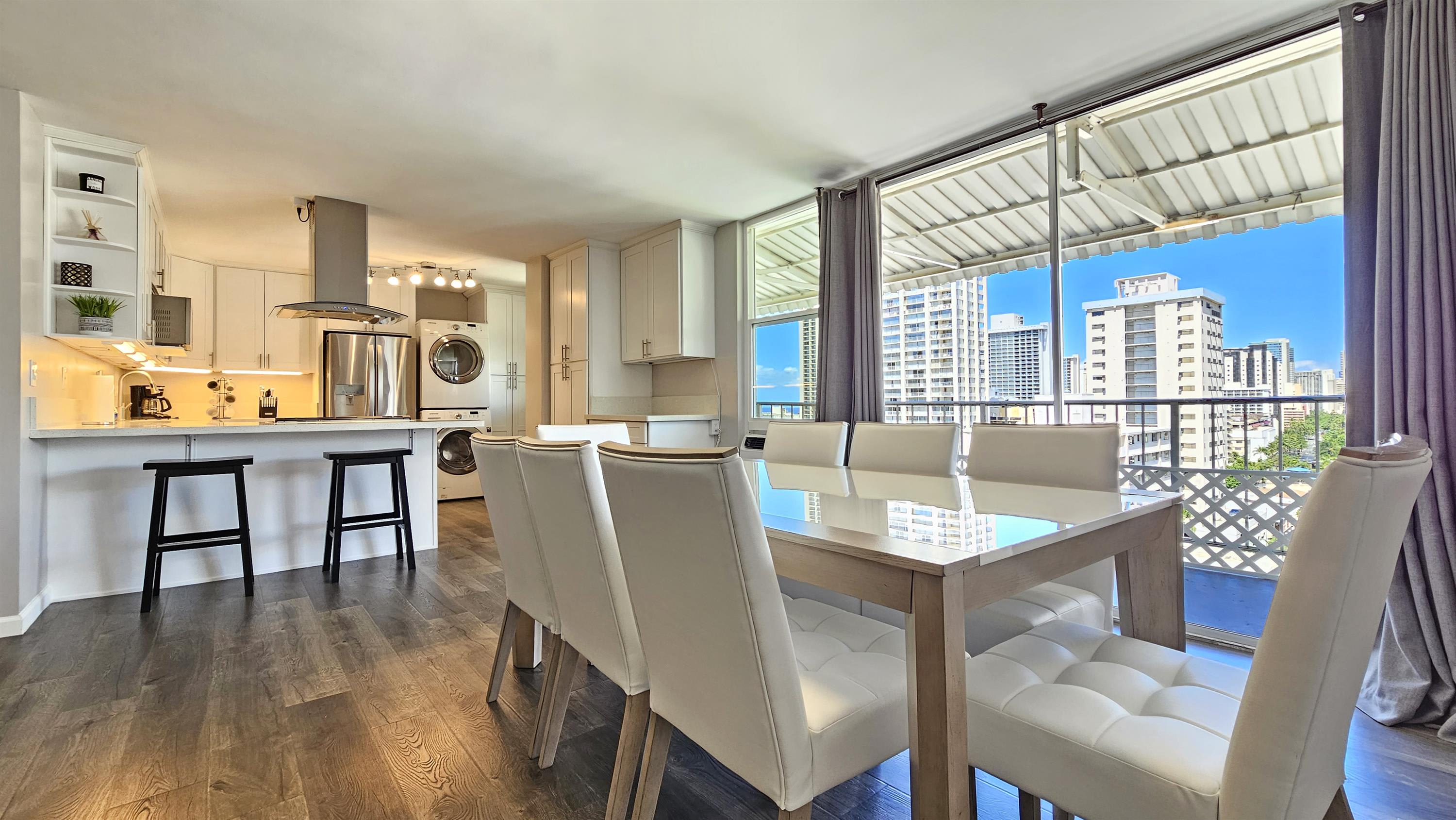 222 Liliuokalani Avenue #1403 – photo 1