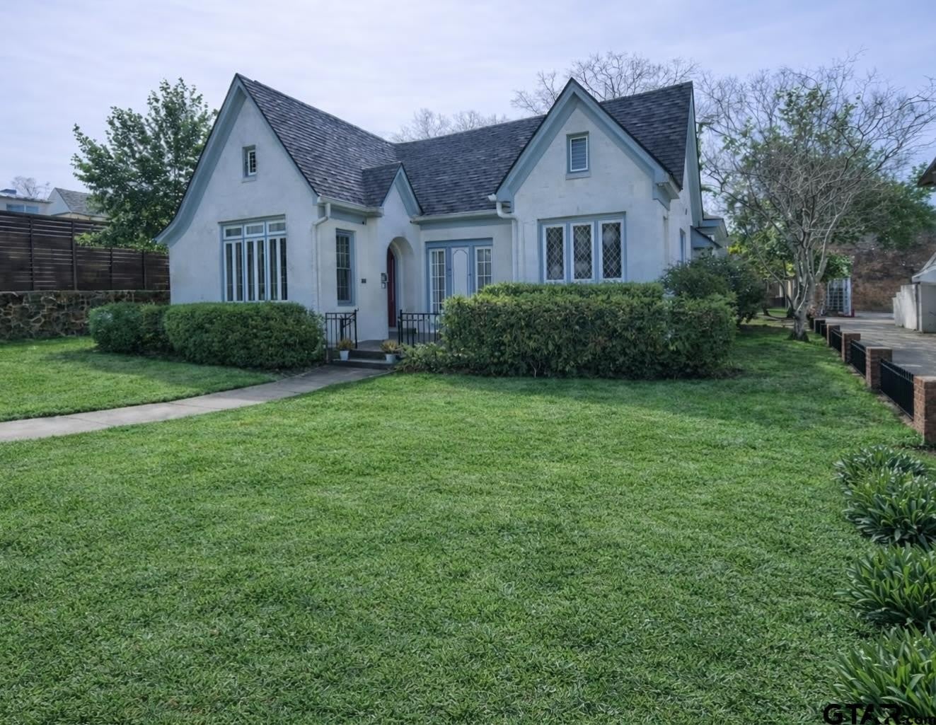 314 Mockingbird Ln – photo 1
