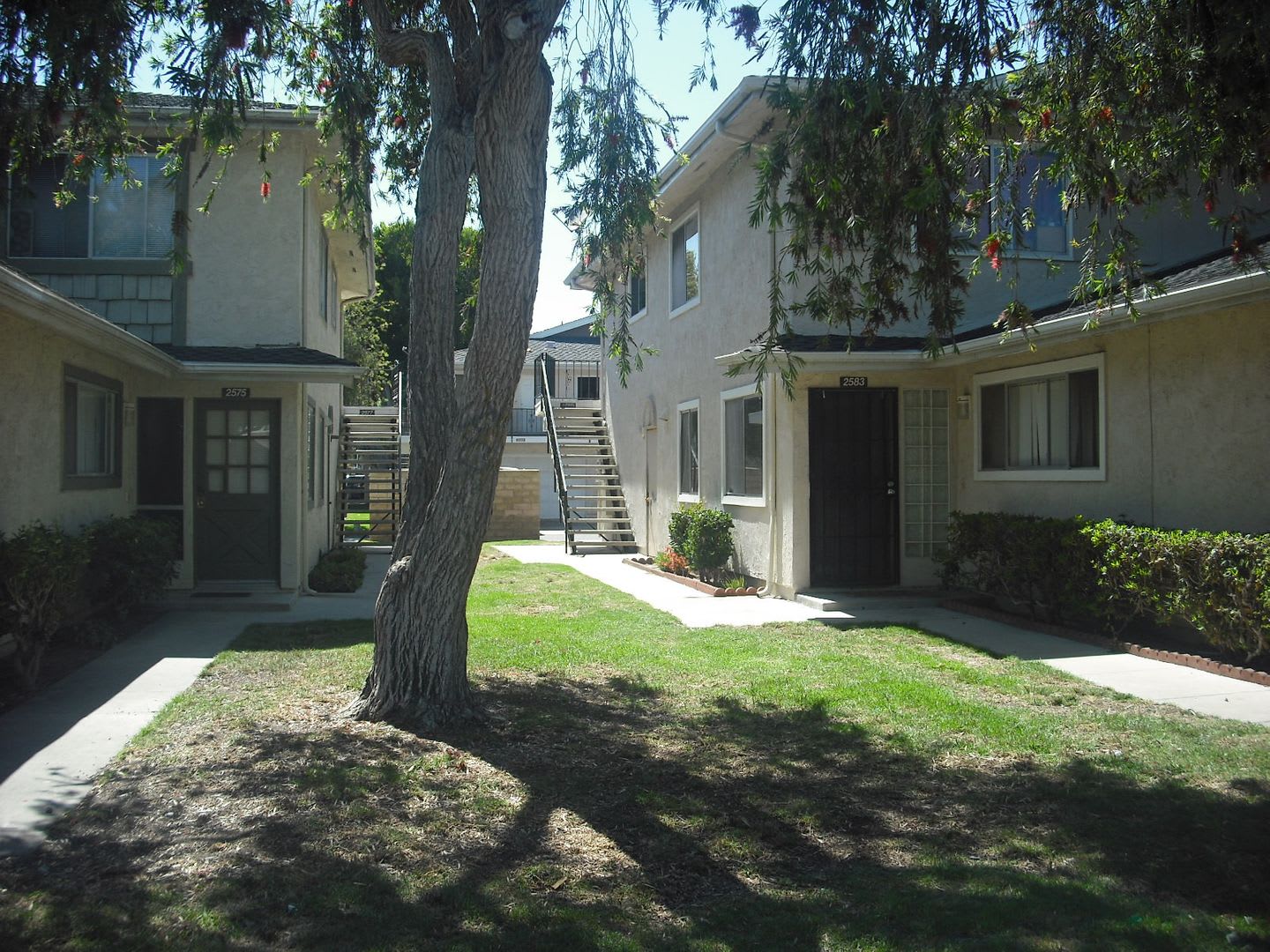 Spacious single level condominium home – photo 1 of 10