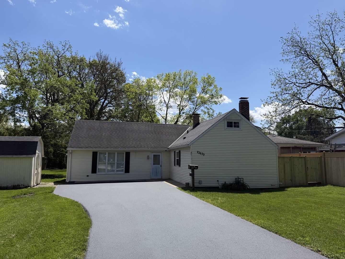 23639 W Chicago Street – photo 1 of 17