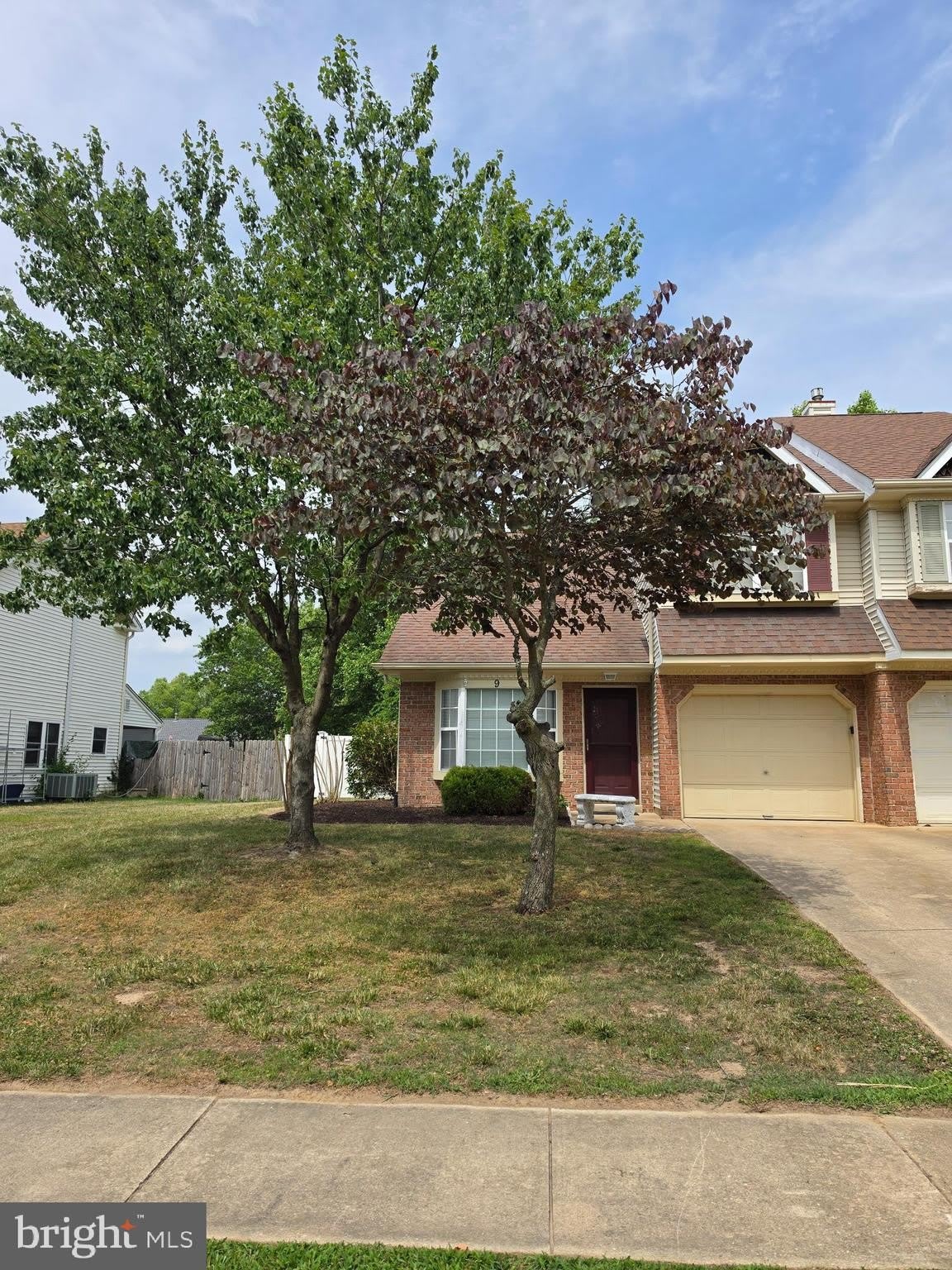 9 GRISTMILL Drive – photo 1
