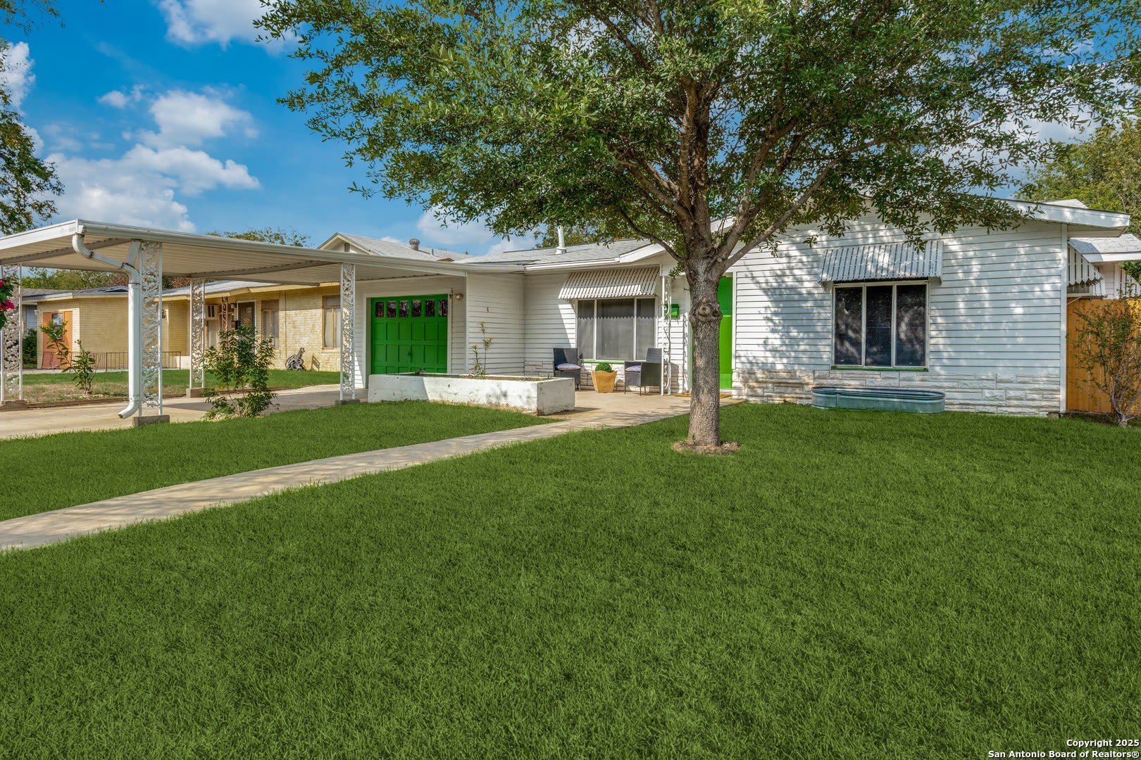 339 Edgebrook – photo 1