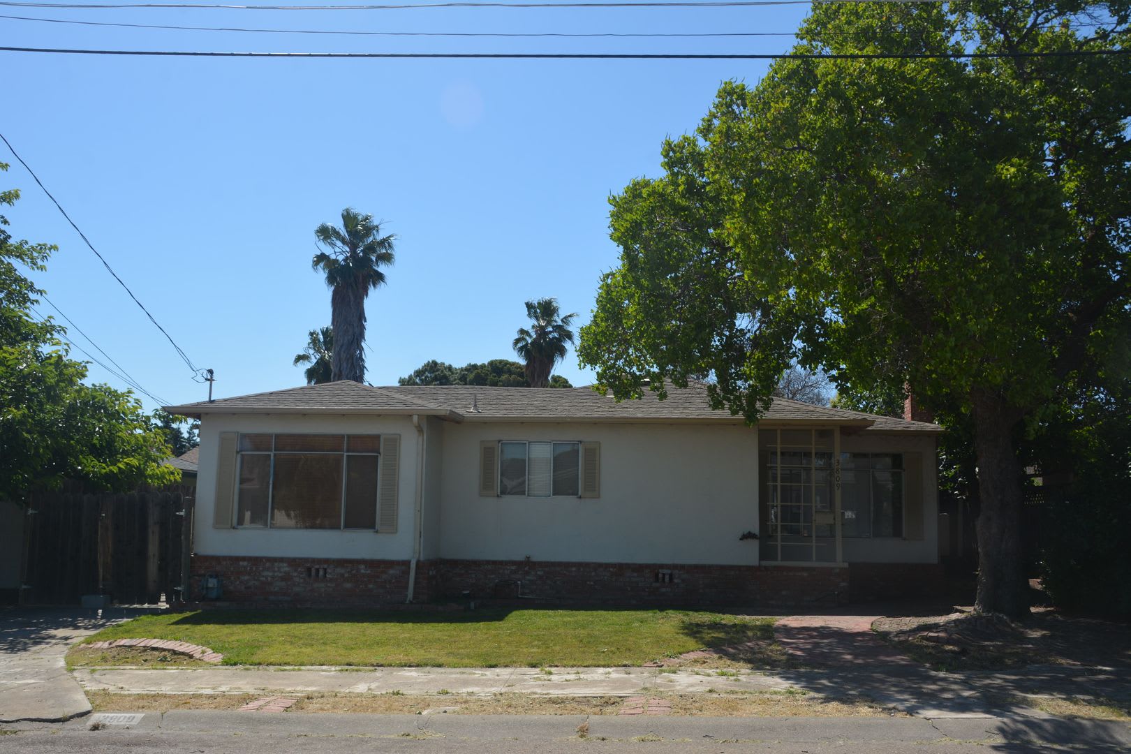 Spacious Newly Updated Pittsburg 3 1 5 Home – photo 1 of 140