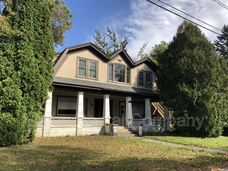 66 Old Amherst Road – photo 1 of 22