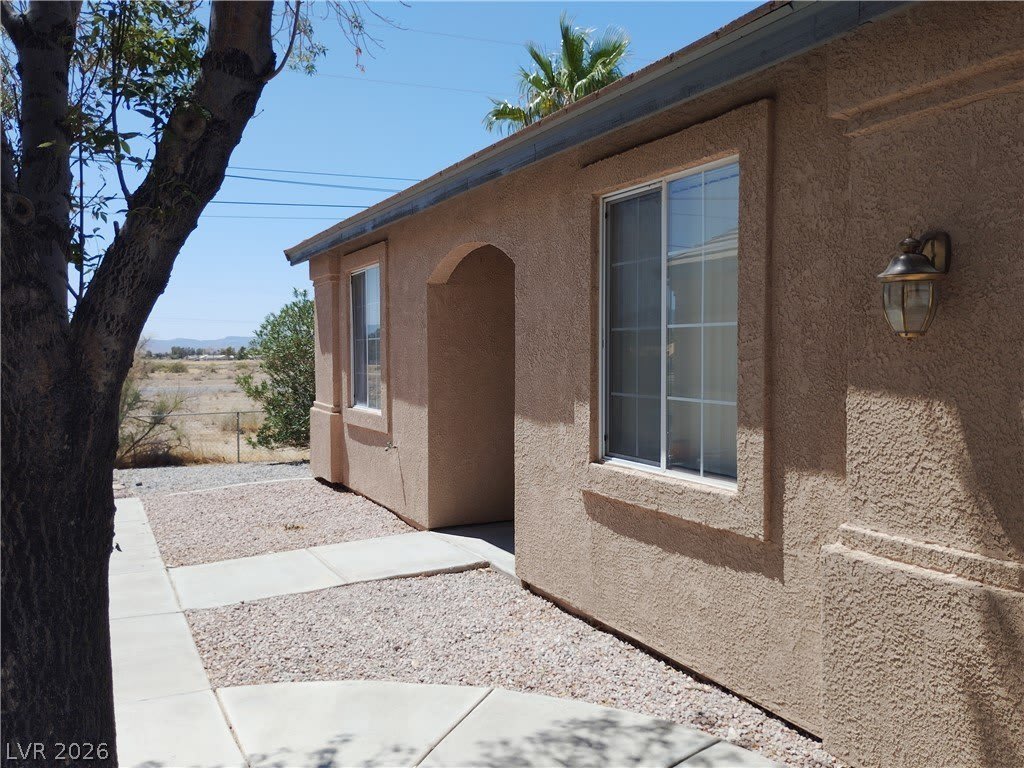1420 E Pocahontas Avenue – photo 1