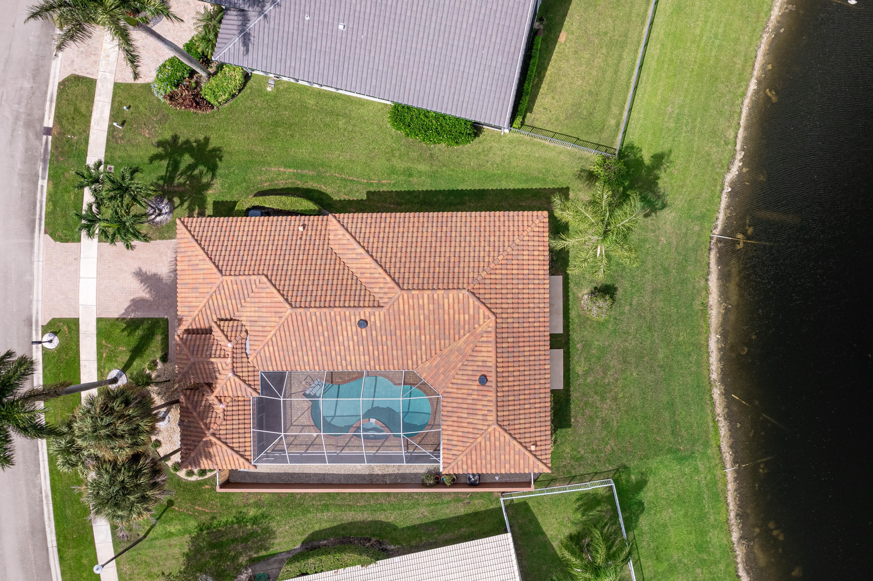 10599 Saint Thomas Drive – photo 1