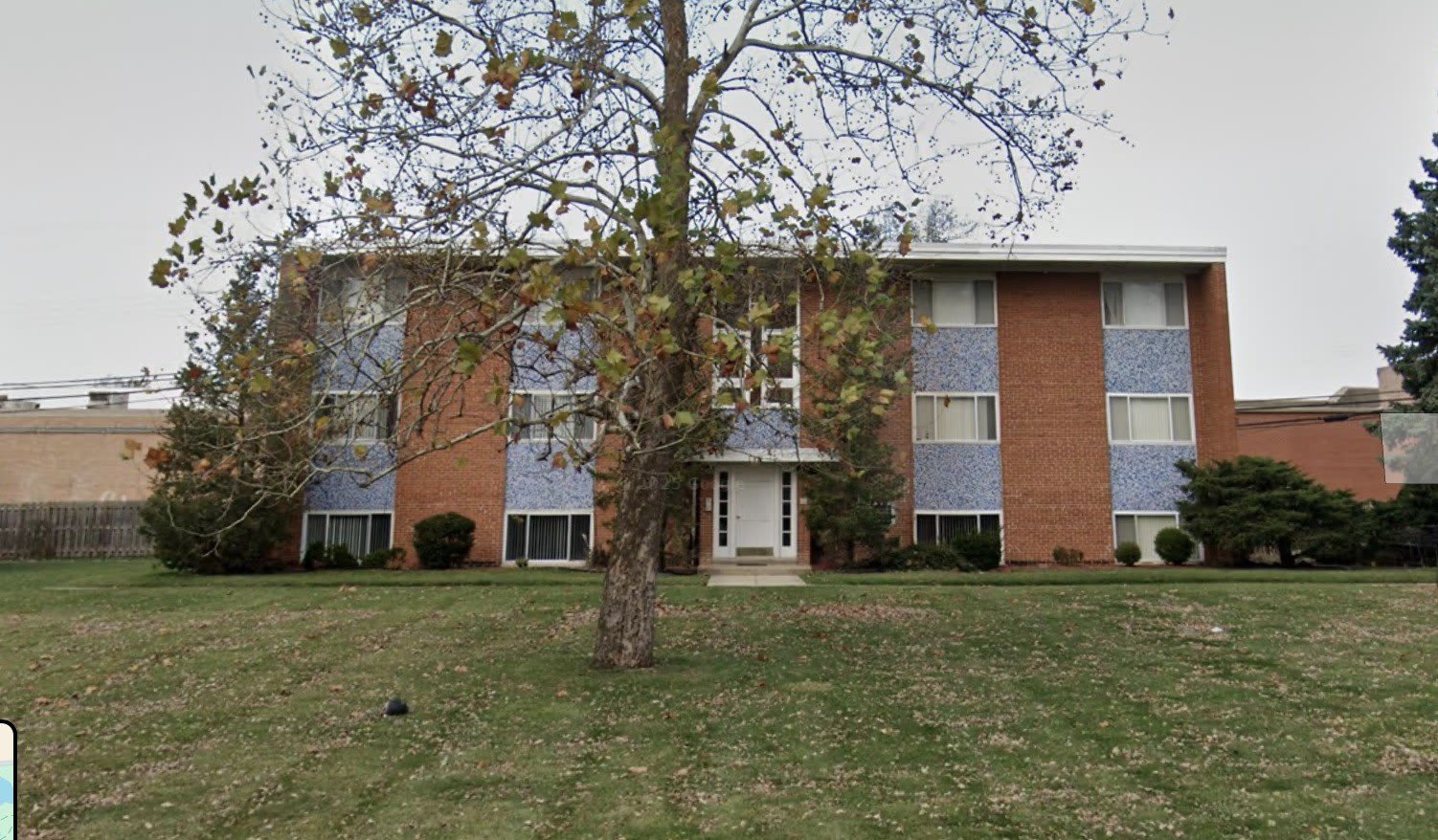582 Pershing Avenue – photo 1 of 4