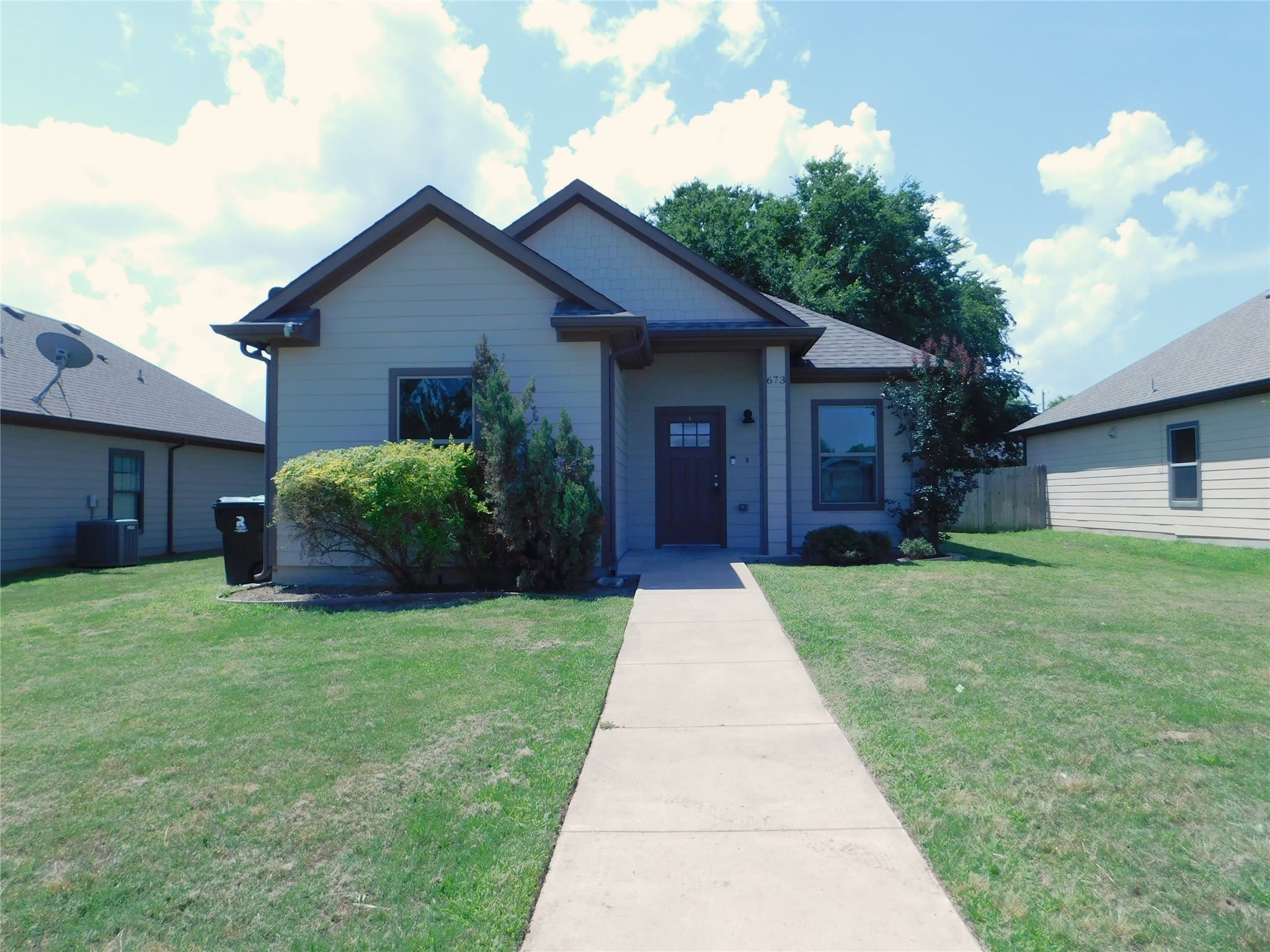673 Copenhavr Street – photo 1 of 24