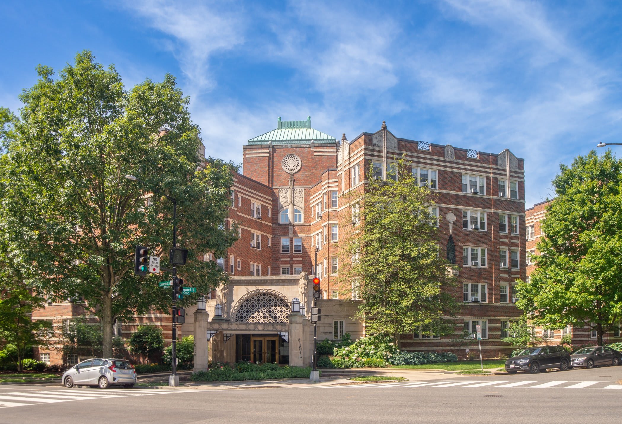 Sedgwick Gardens – photo 1