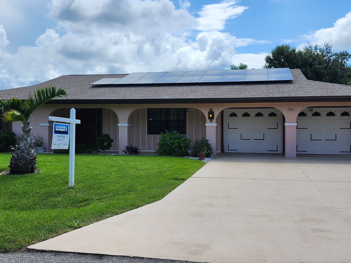 VERY NICE PORT CHARLOTTE HOME FOR ANNUAL RENT! – photo 1