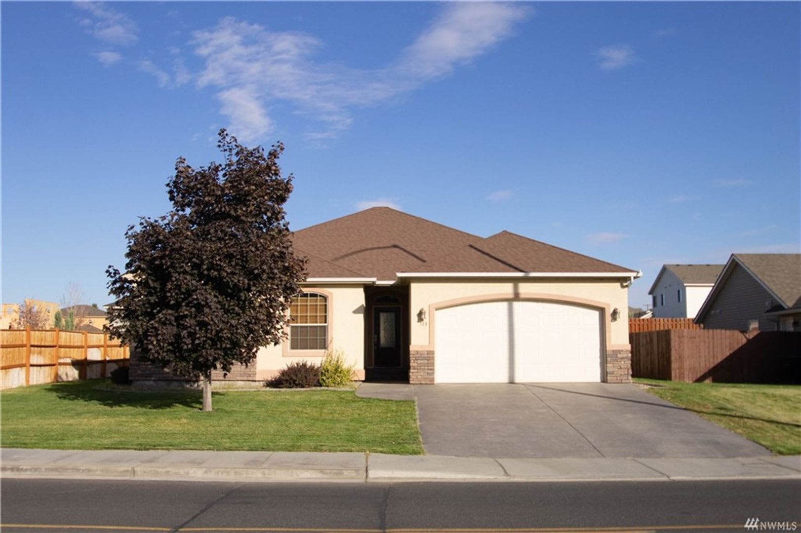 Beautiful 3 Bed 2 Bath Stucco Home In A Newer Area Of Homes Just Down The Street From Park Orchard Elementary – photo 1 of 160