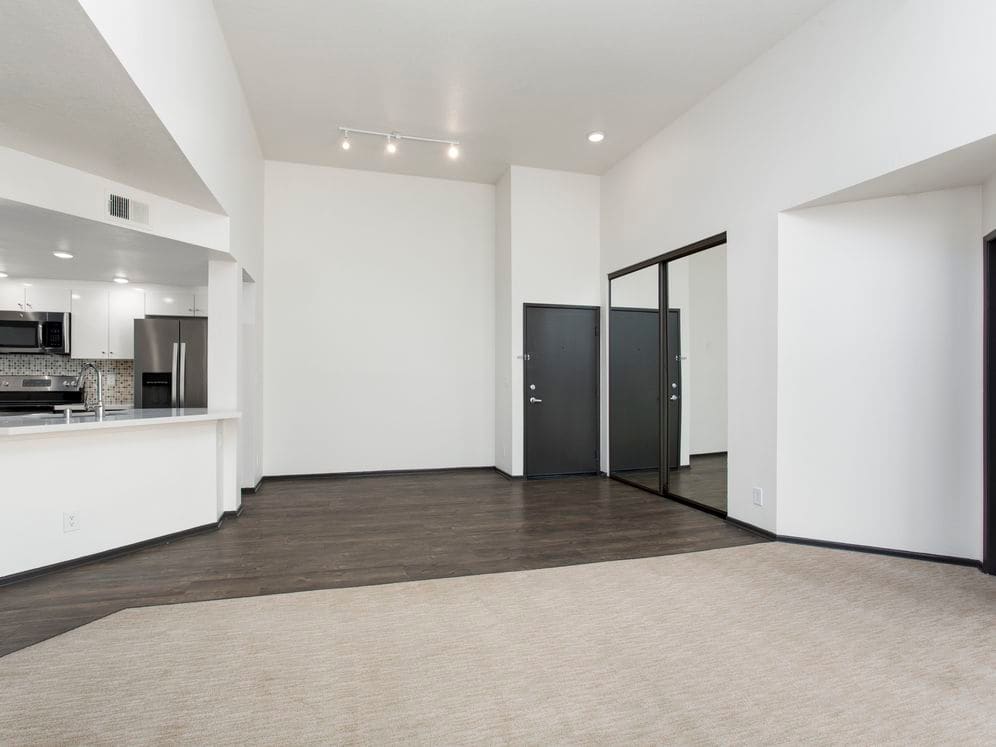 Ava Studio City – photo 1