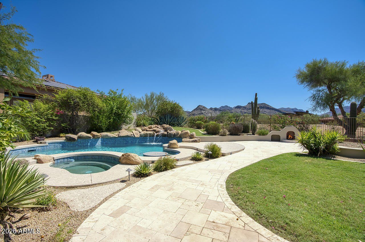 9290 E Thompson Peak Parkway – photo 1