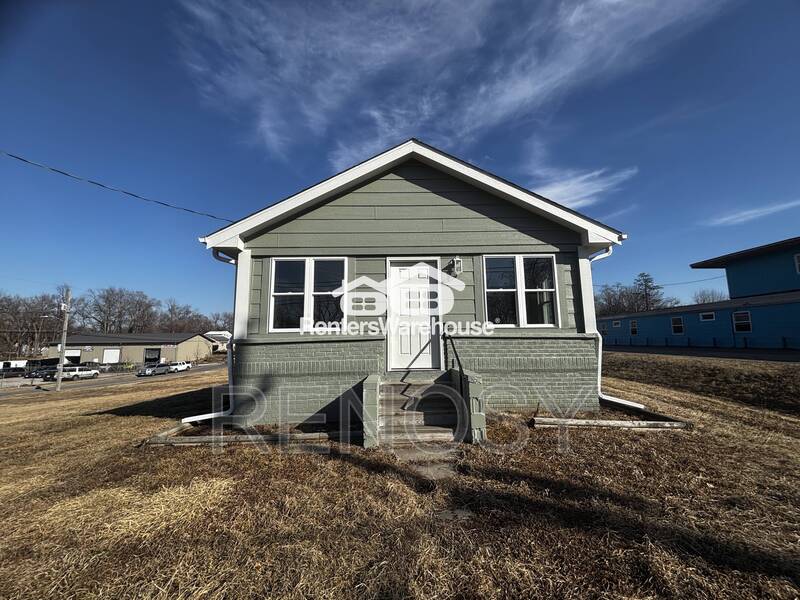 2621 SE 14th St – photo 1
