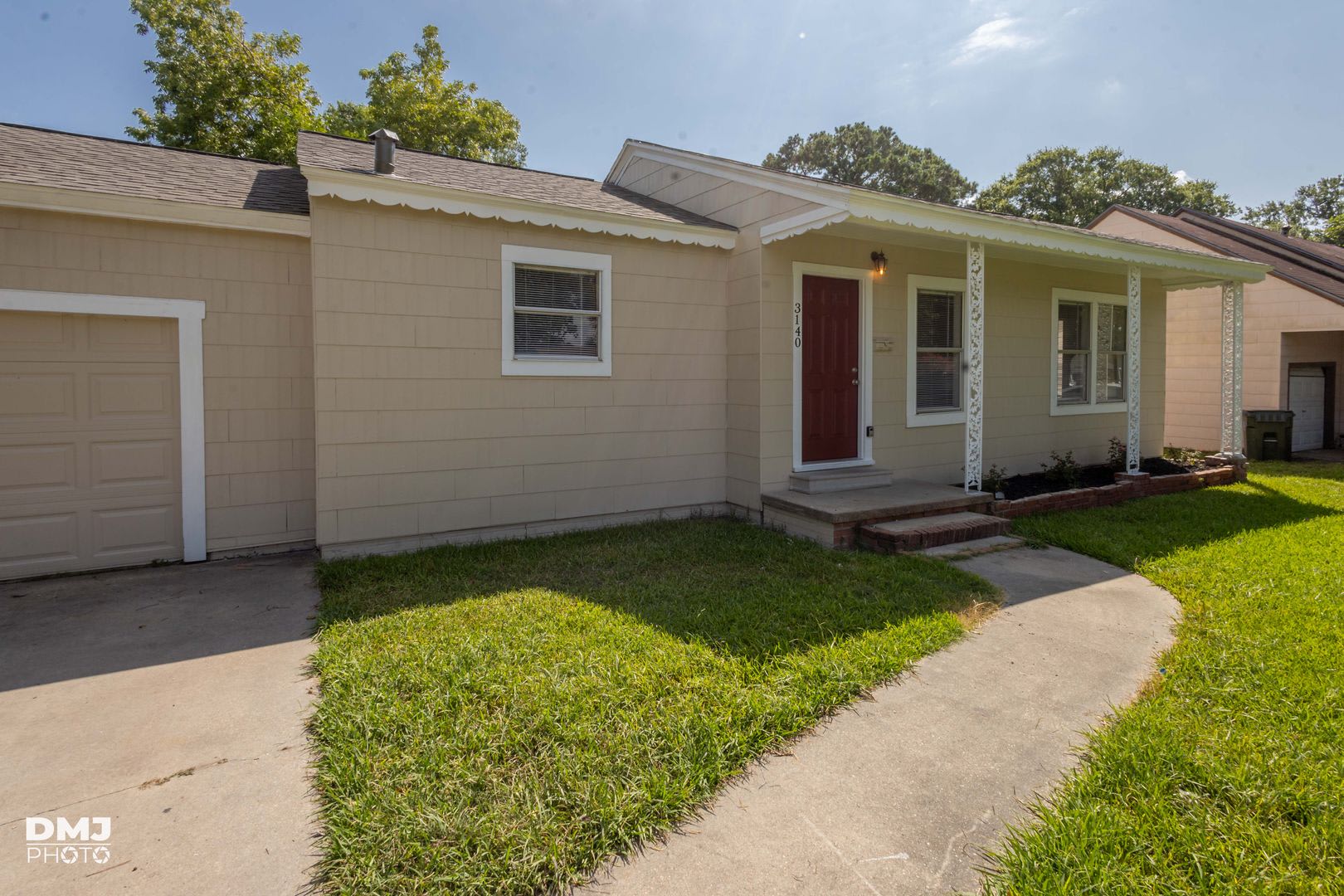 Move In Ready And Pricced To Go 3 Bed 2 Bath In 77619 – photo 1 of 28