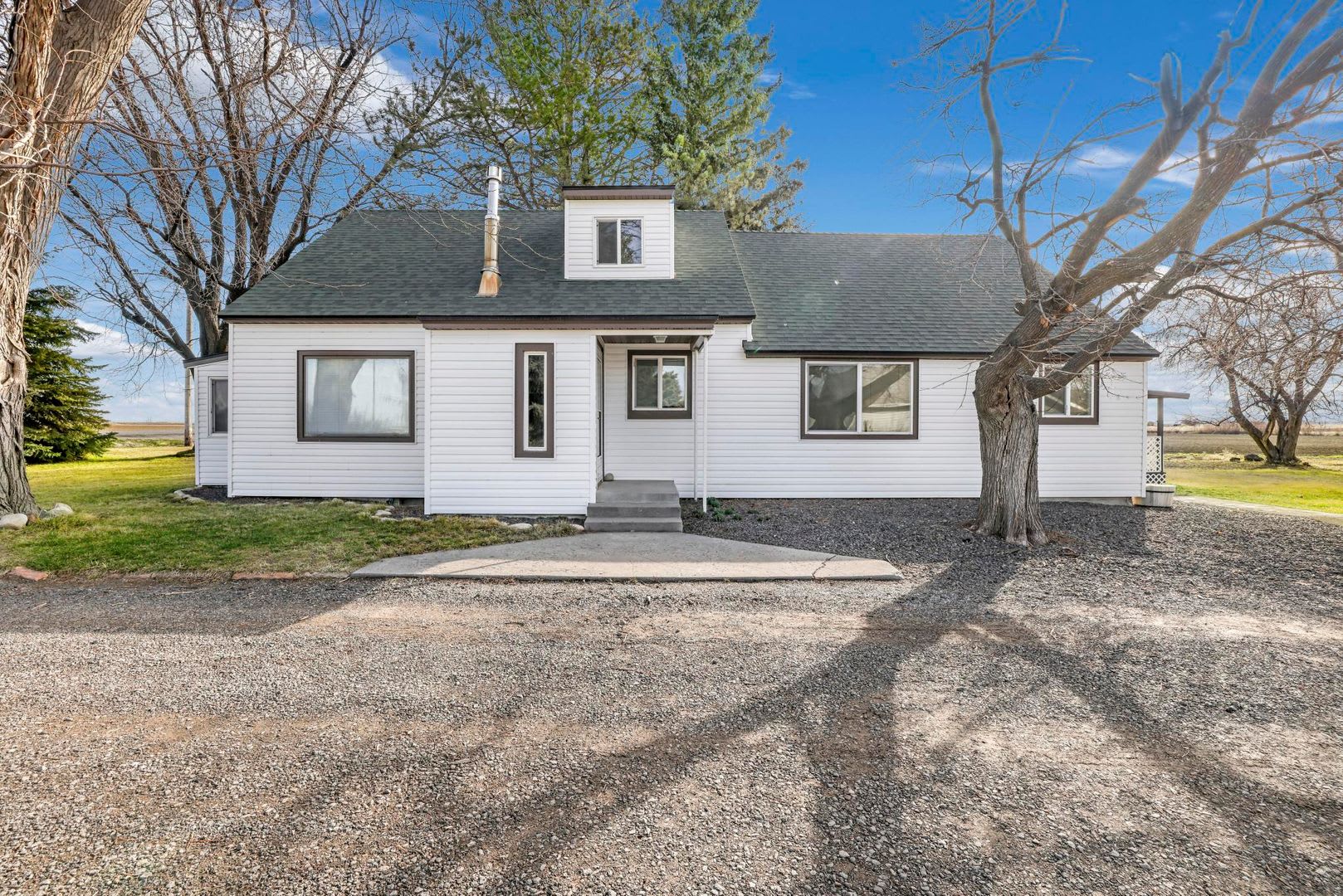 3321 Addison Ave E – photo 1 of 57