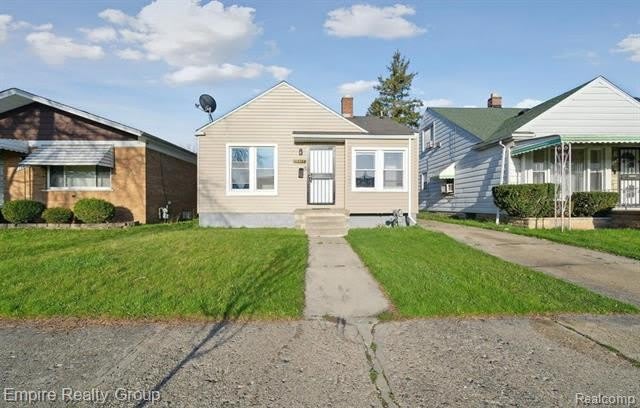 18417 Albion Street – photo 1