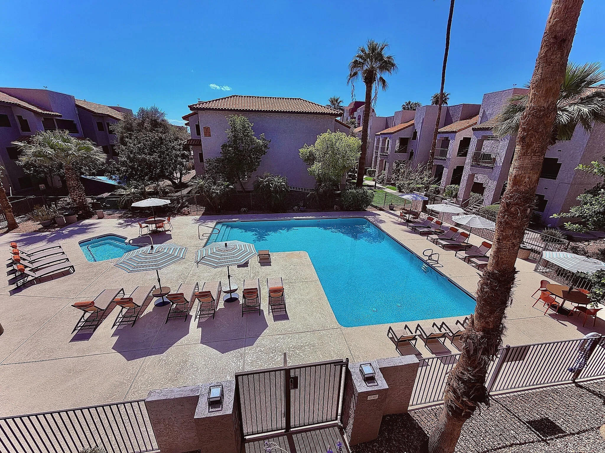 Cimarron Apartments – photo 1