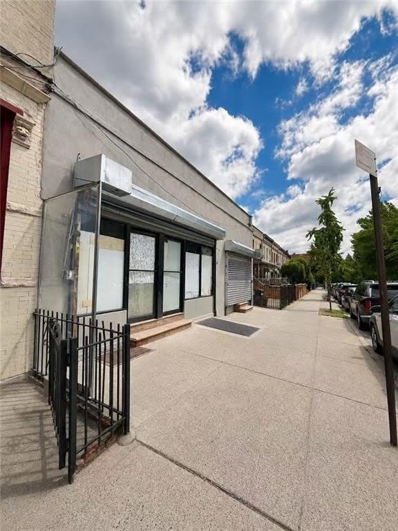 805 42nd Street – photo 1