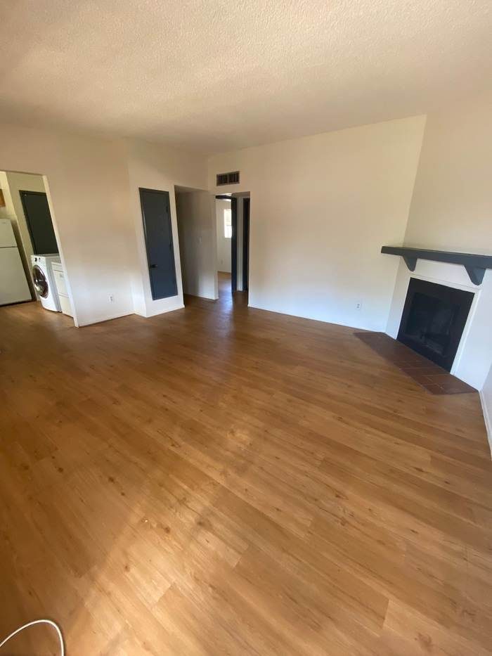 610 East Lester Street – photo 1