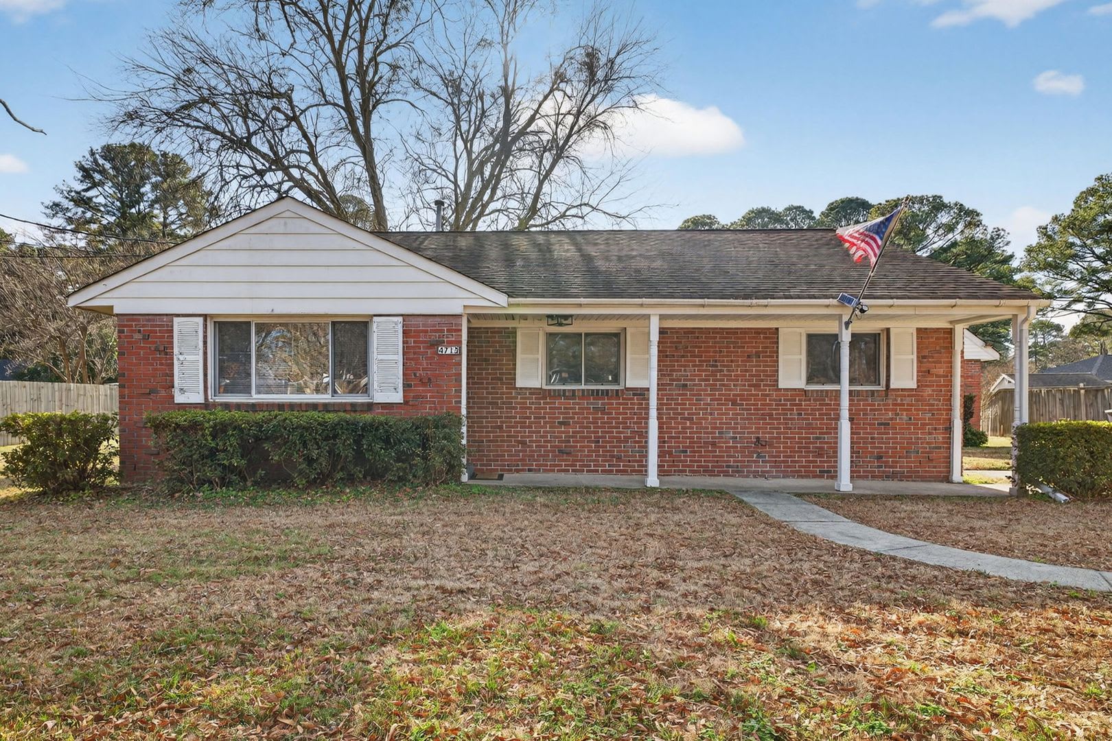 Charming Brick Ranch In The Heart Of Churchland – photo 1