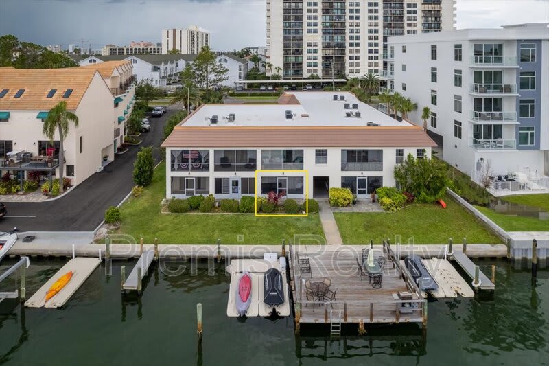 333 Island Way – photo 1