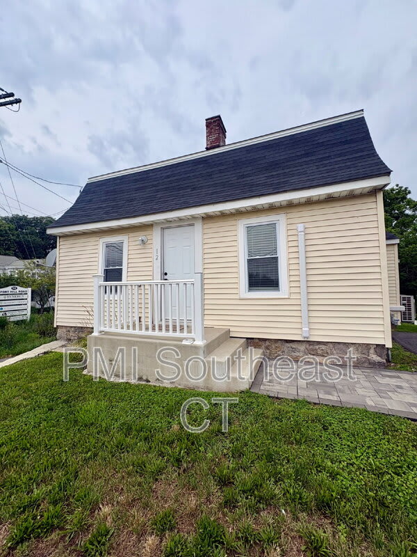 12 Fort Hill Road – photo 1 of 119