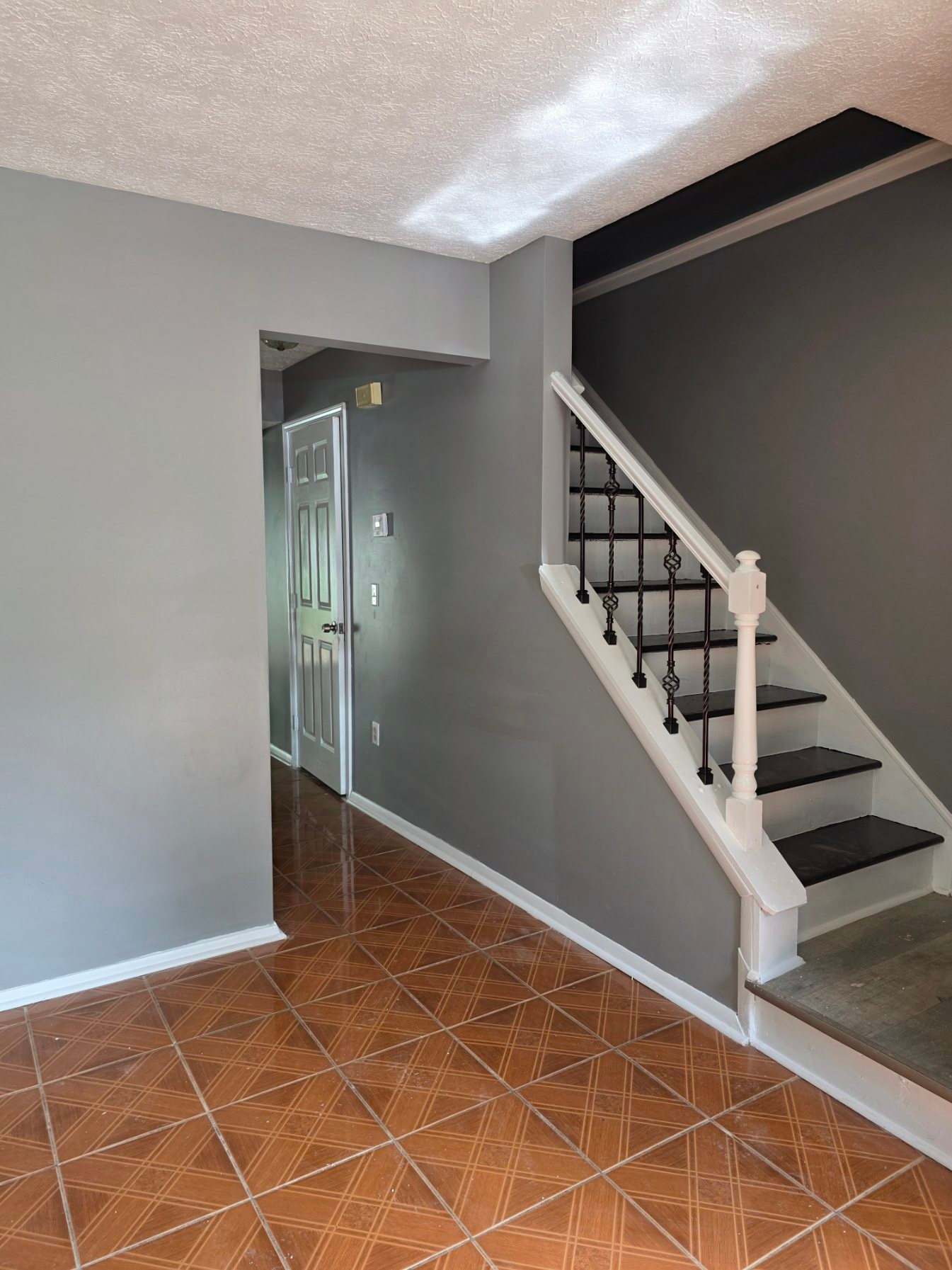 1746 Nappa Valley Court Southeast – photo 1