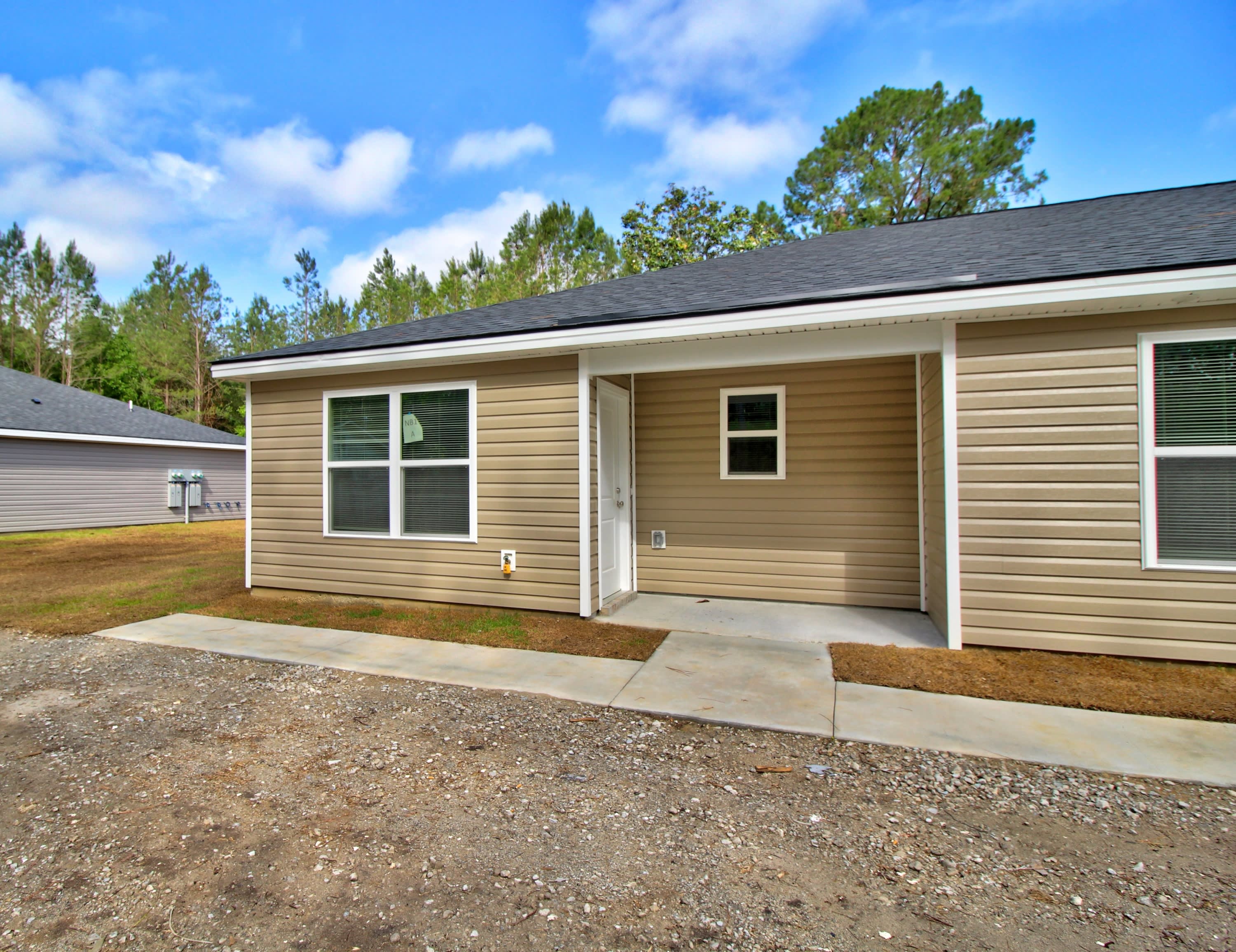 14003 Cecil Nobles Highway Apt A – photo 1 of 24
