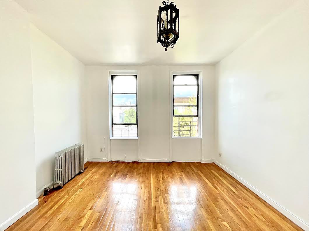 260 Irving Ave Apt 3R – photo 1
