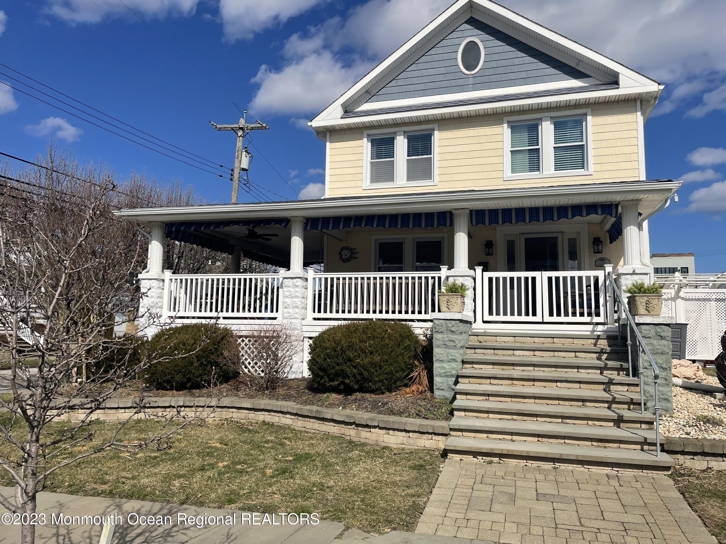 114 7Th Avenue – photo 1