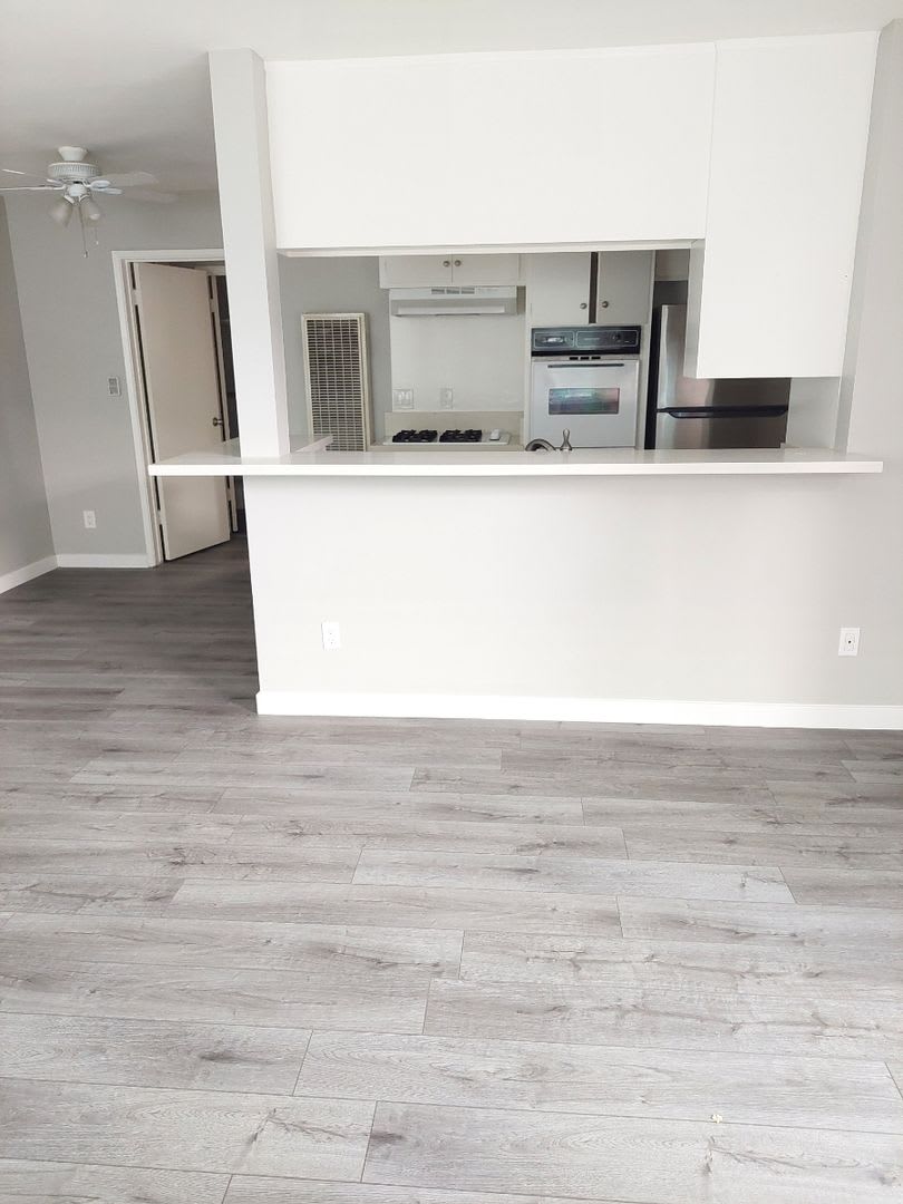 1412 Brockton Ave – photo 1