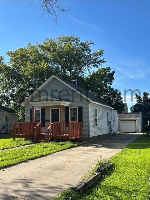 912 2nd Avenue Northeast – photo 1